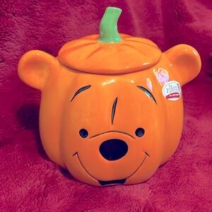 Disney Winnie The Pooh Pumpkin Shaped Ceramic Cookie Jar NEW